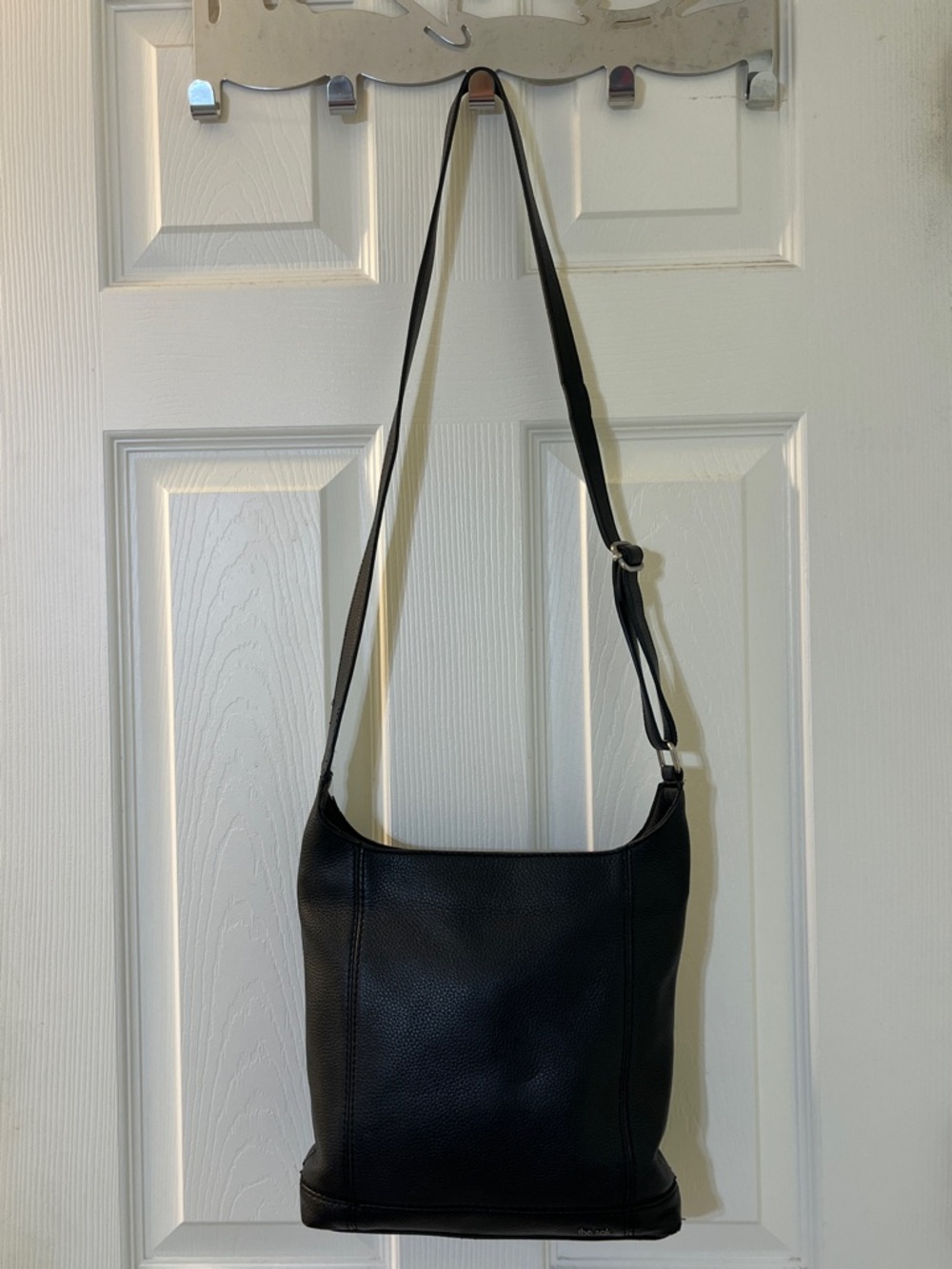 The Sak Black Pebbled Leather W/ Silver Tone Trim Crossbody Purse Bag